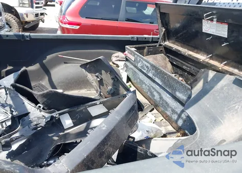 2017 Ram 1500 Express 4X4 6'4 Box z USA, uszkodzony, nr VIN 1C6RR7FT2HS520005